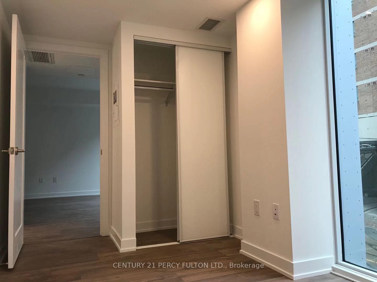 50 Mccaul Street Unit 210 photo 5