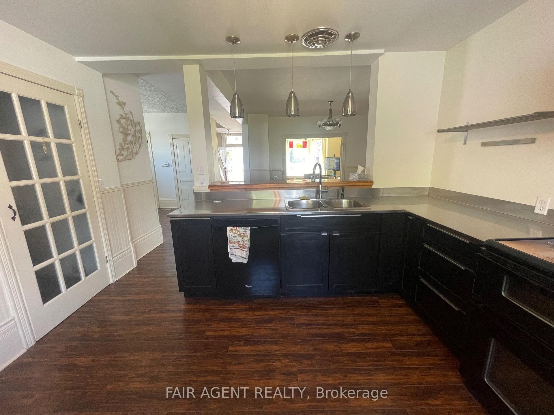 202 Water Street photo 11