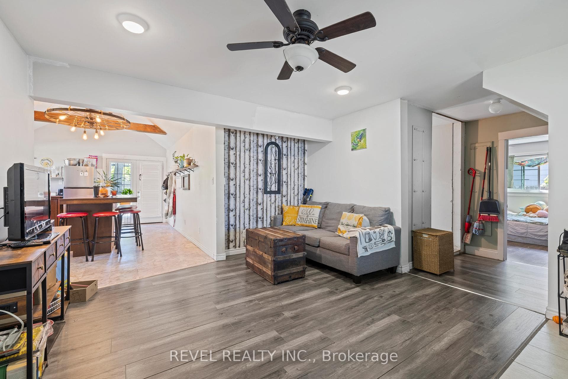 54 Chestnut Street photo 6