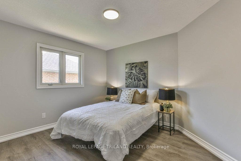 16 PINEHURST Drive photo 27
