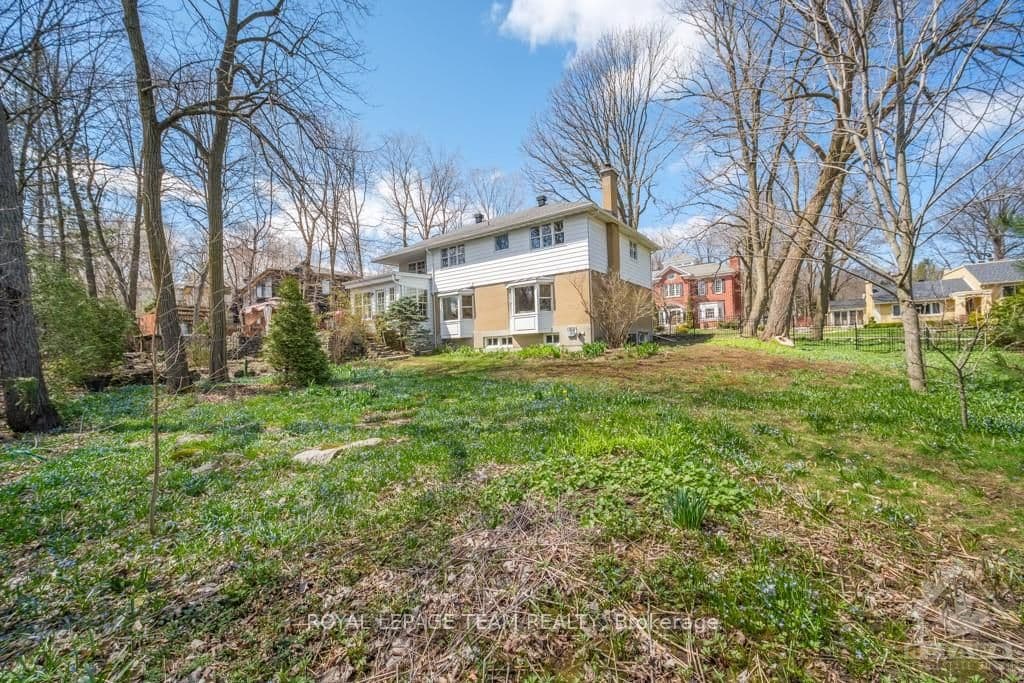420 WOOD Avenue photo 30