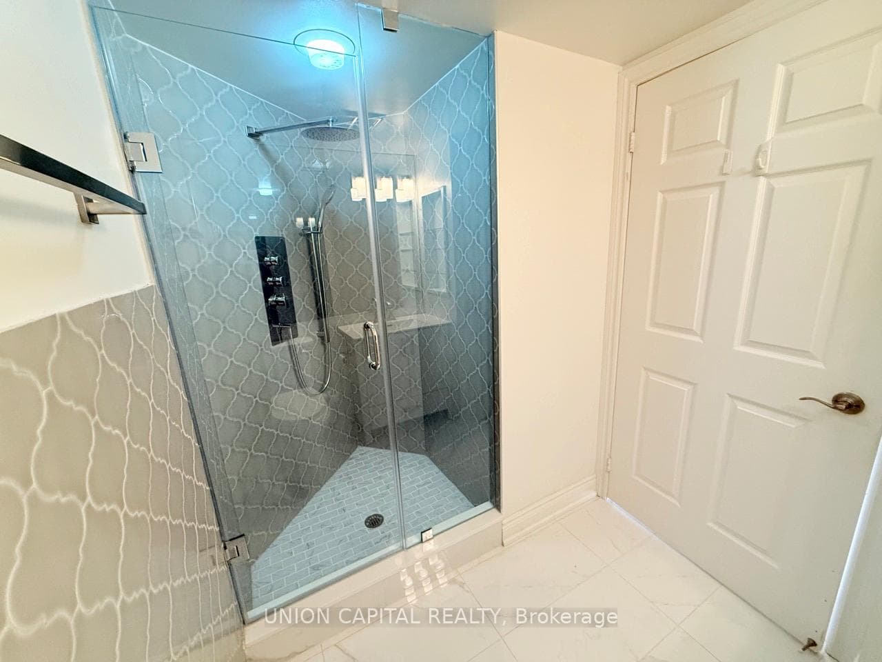 78 Harrison Garden Boulevard Unit 1007 photo 13