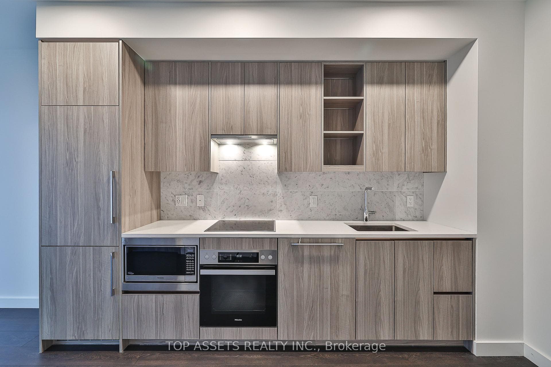 85 Mcmahon Drive Unit 2515 photo 7