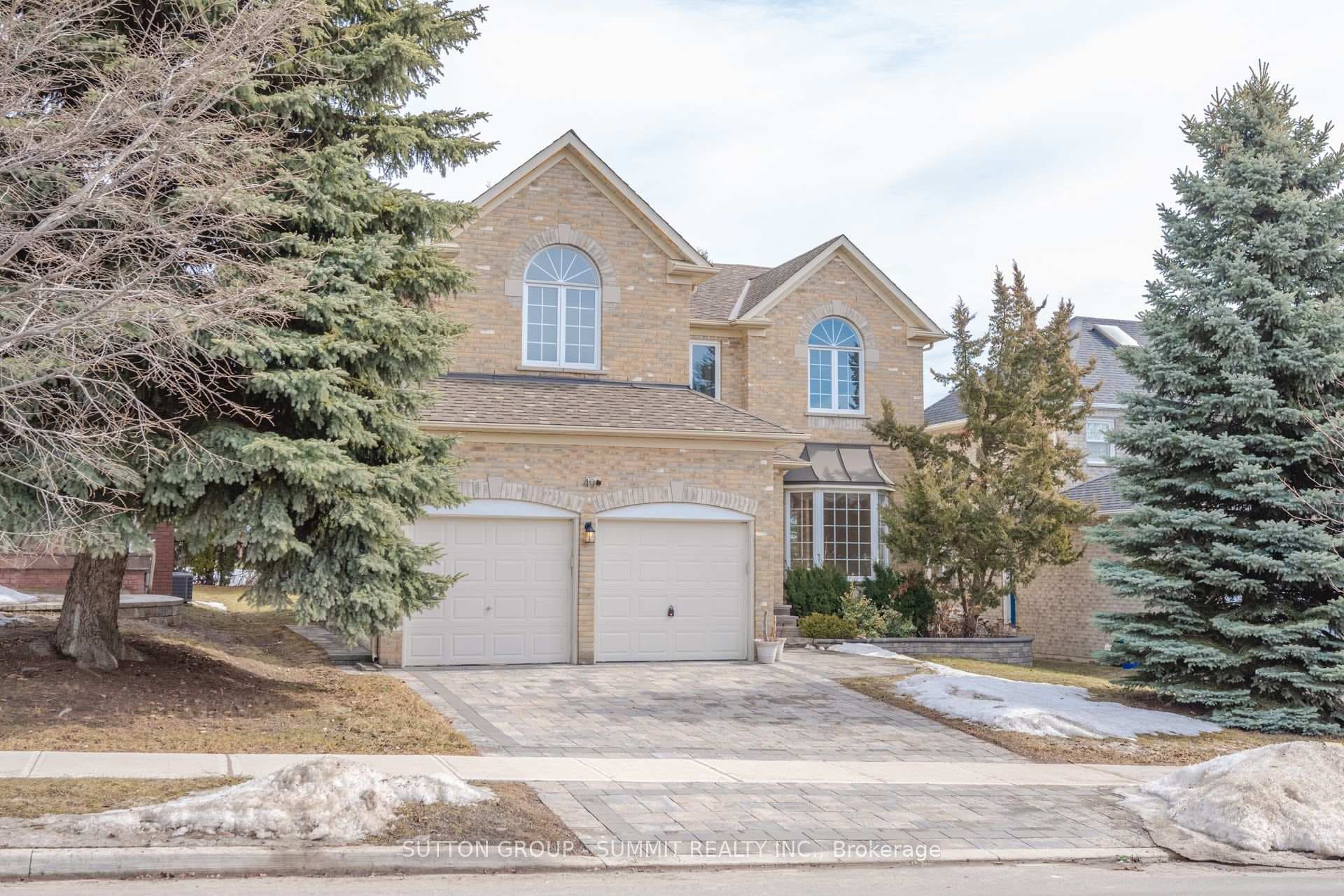 49 Central Park Drive photo 2