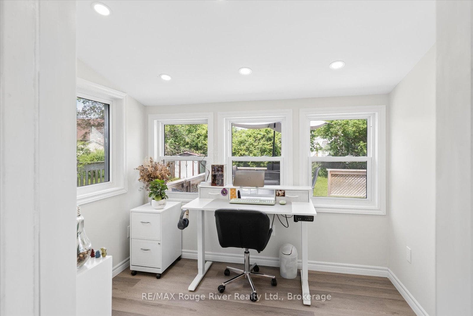 542 O'connell Road photo 13
