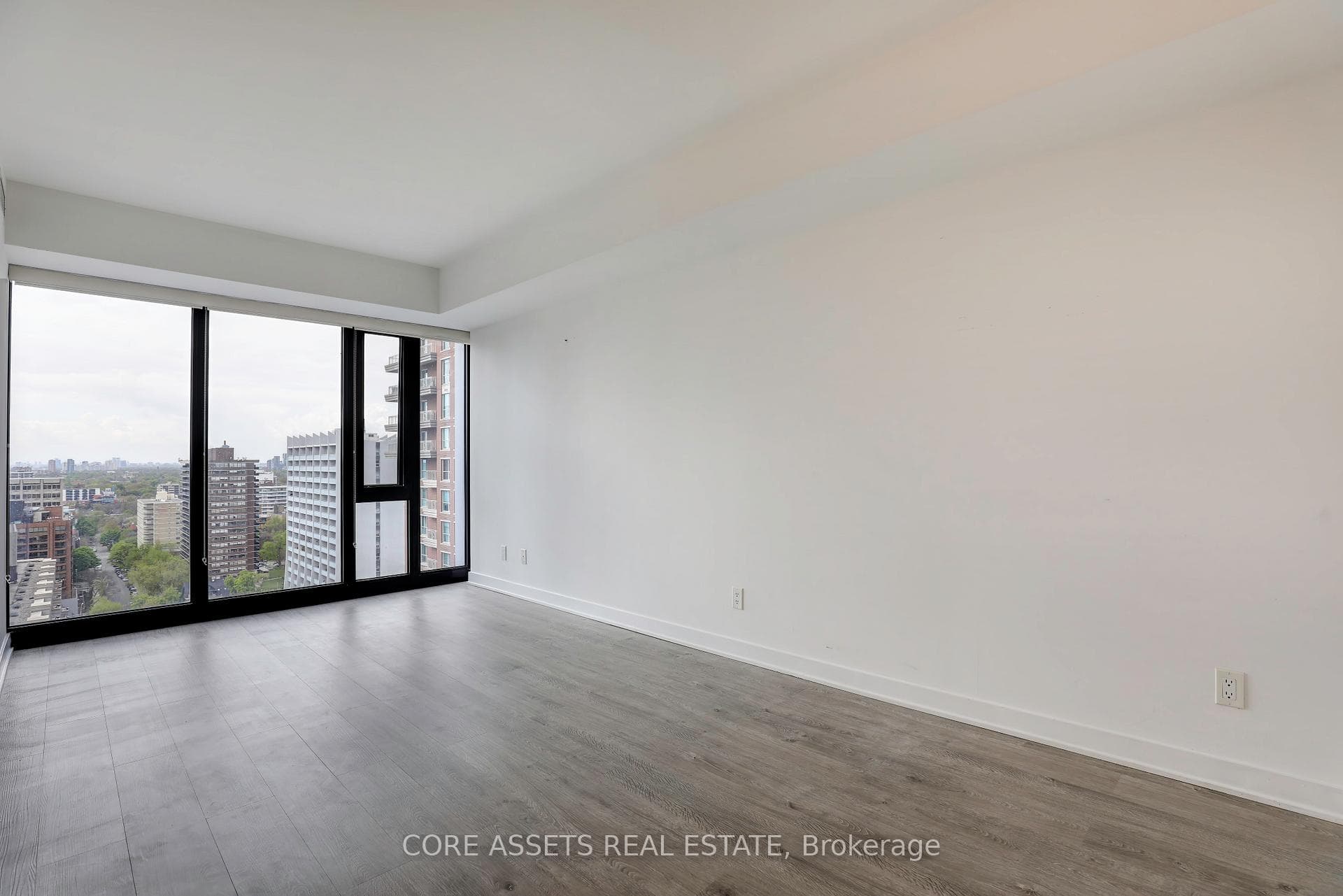 188 Cumberland Street Unit 2011 photo 8