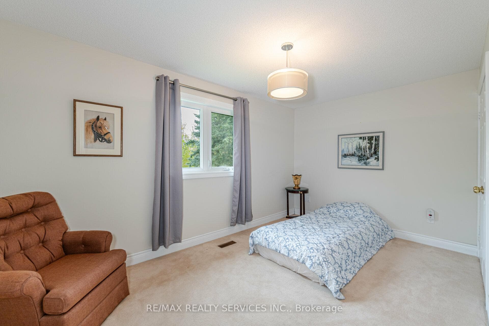 12 Mohan Court photo 27
