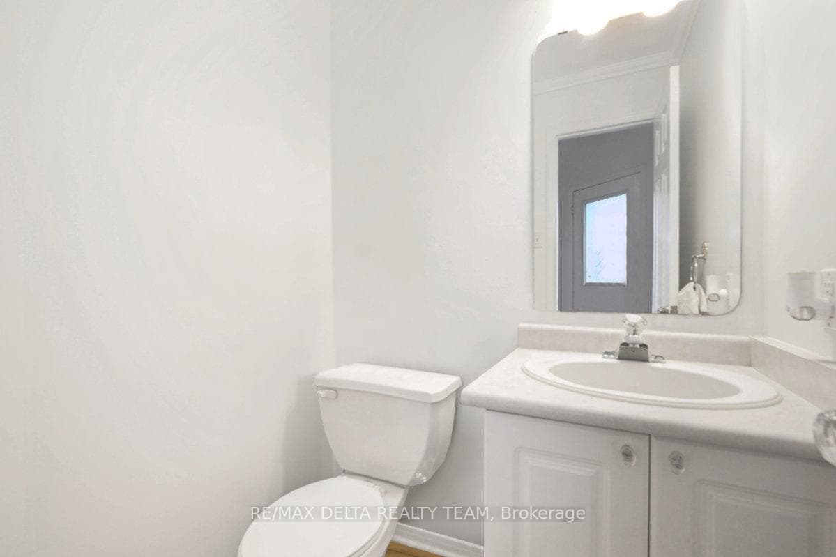 1131 Falconcrest Court photo 23