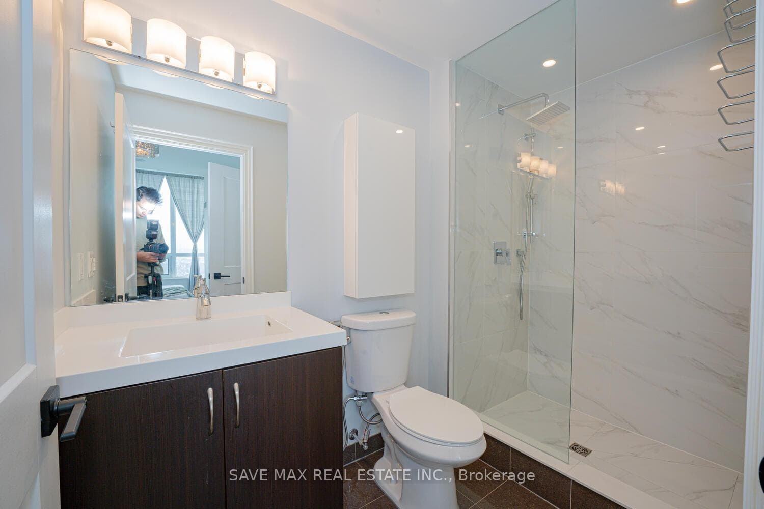 2230 Lake Shore Boulevard Unit 4202 photo 20