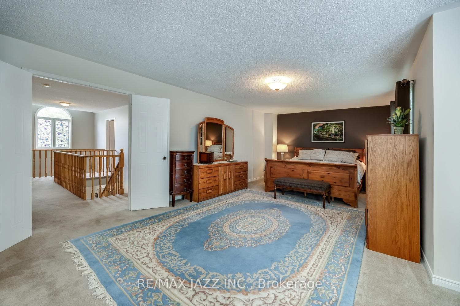 234 Glenabbey Drive photo 10