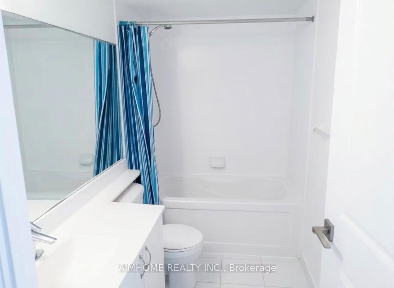 1070 Sheppard Avenue Unit 1207 photo 3