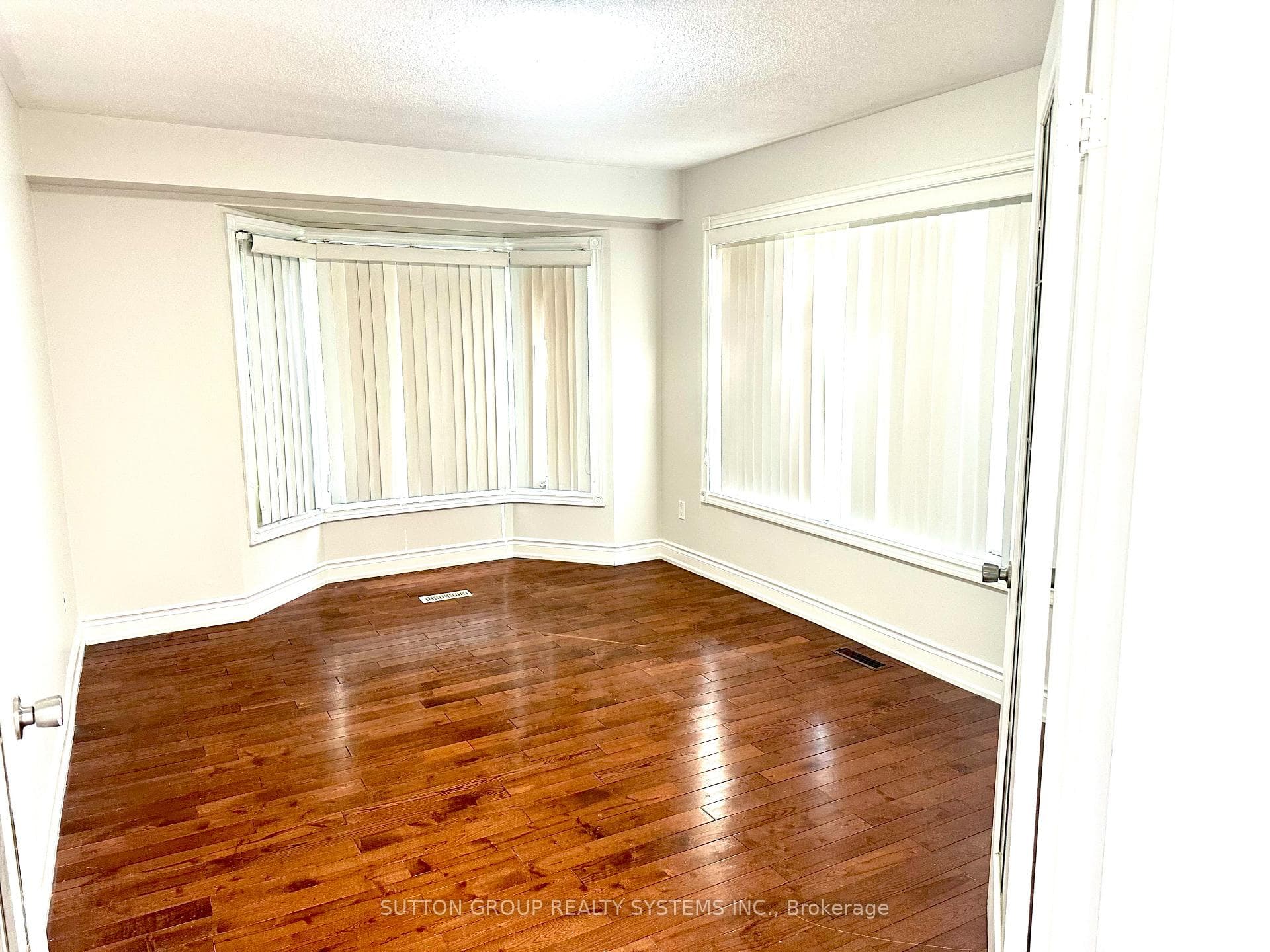 659 Constellation Drive photo 26
