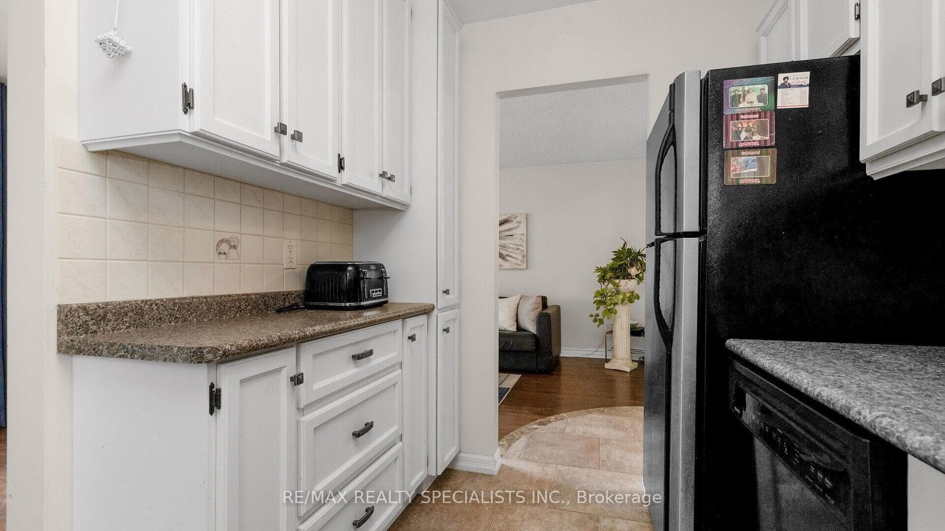 12 Huntington Court photo 15