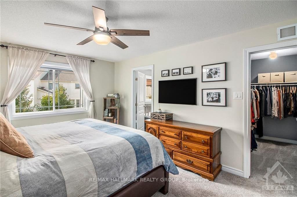 213 GOSSAMER Street photo 21