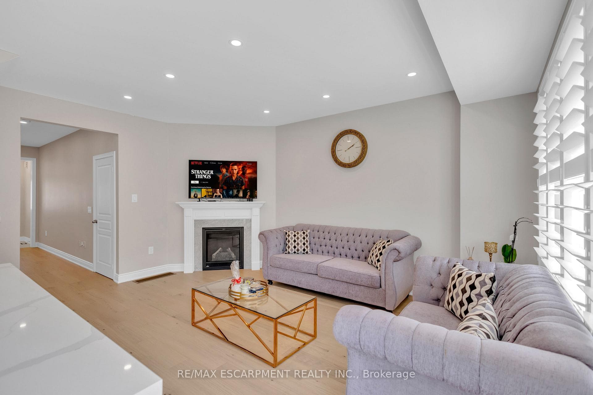 1454 Chretien Street photo 8