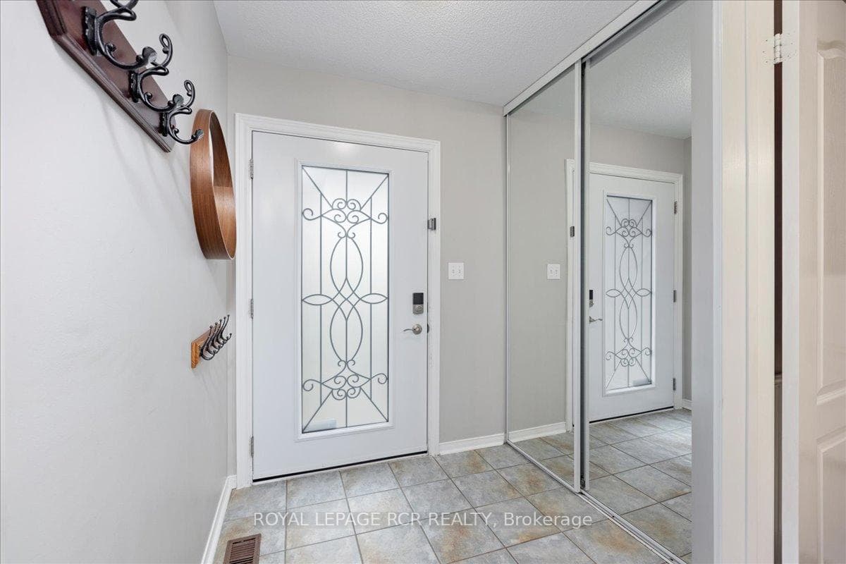 Front Hallway - Ceramics, Double Mirrored Closet