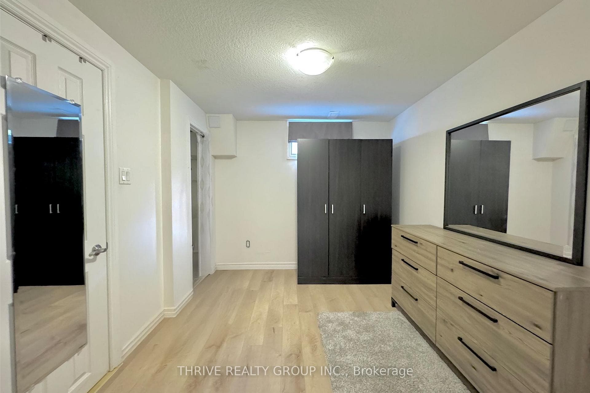 632 Sherene Terrace Unit Lower photo 8