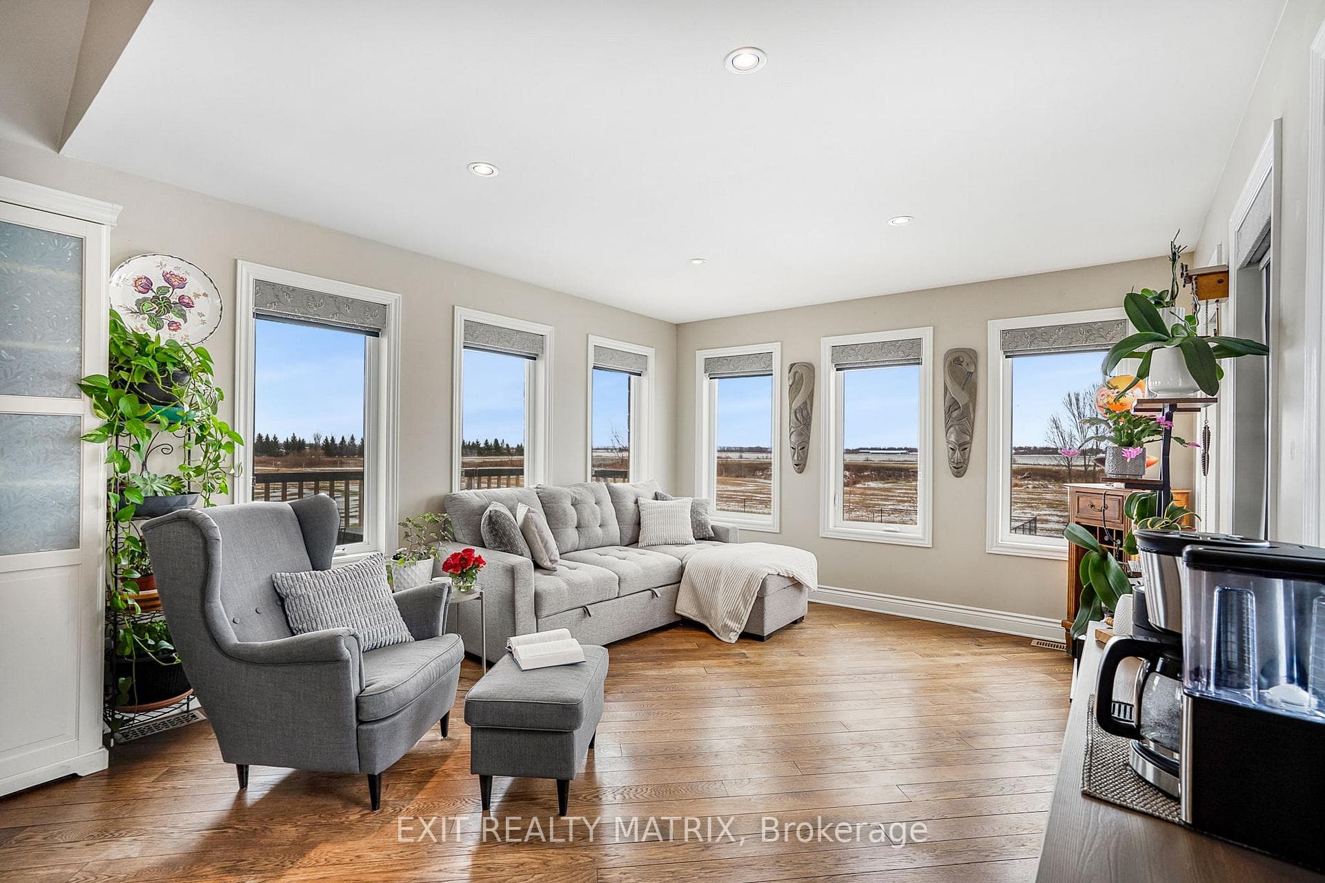 3139 Birchgrove Road photo 16