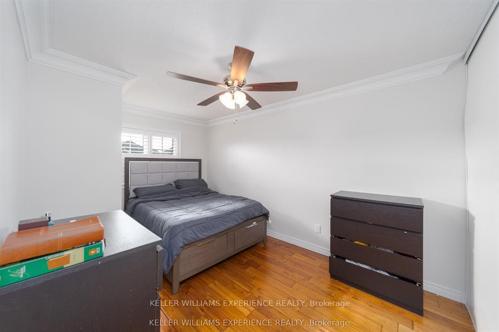 6 Weaver Terrace photo 14