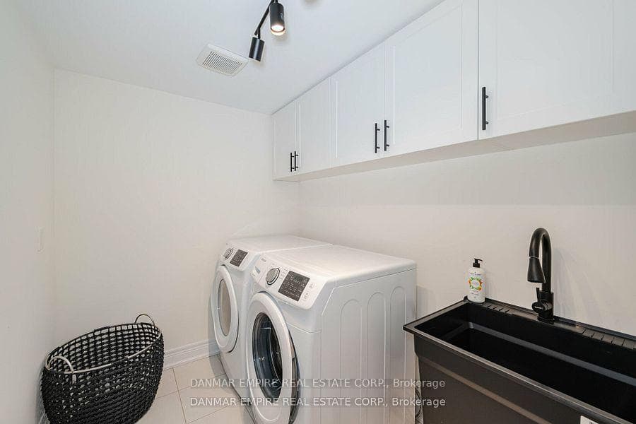 9 Hiawatha Court photo 26