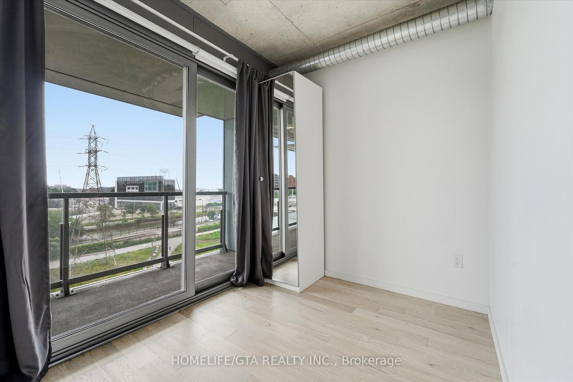 170 Bayview Avenue Unit 612 photo 13