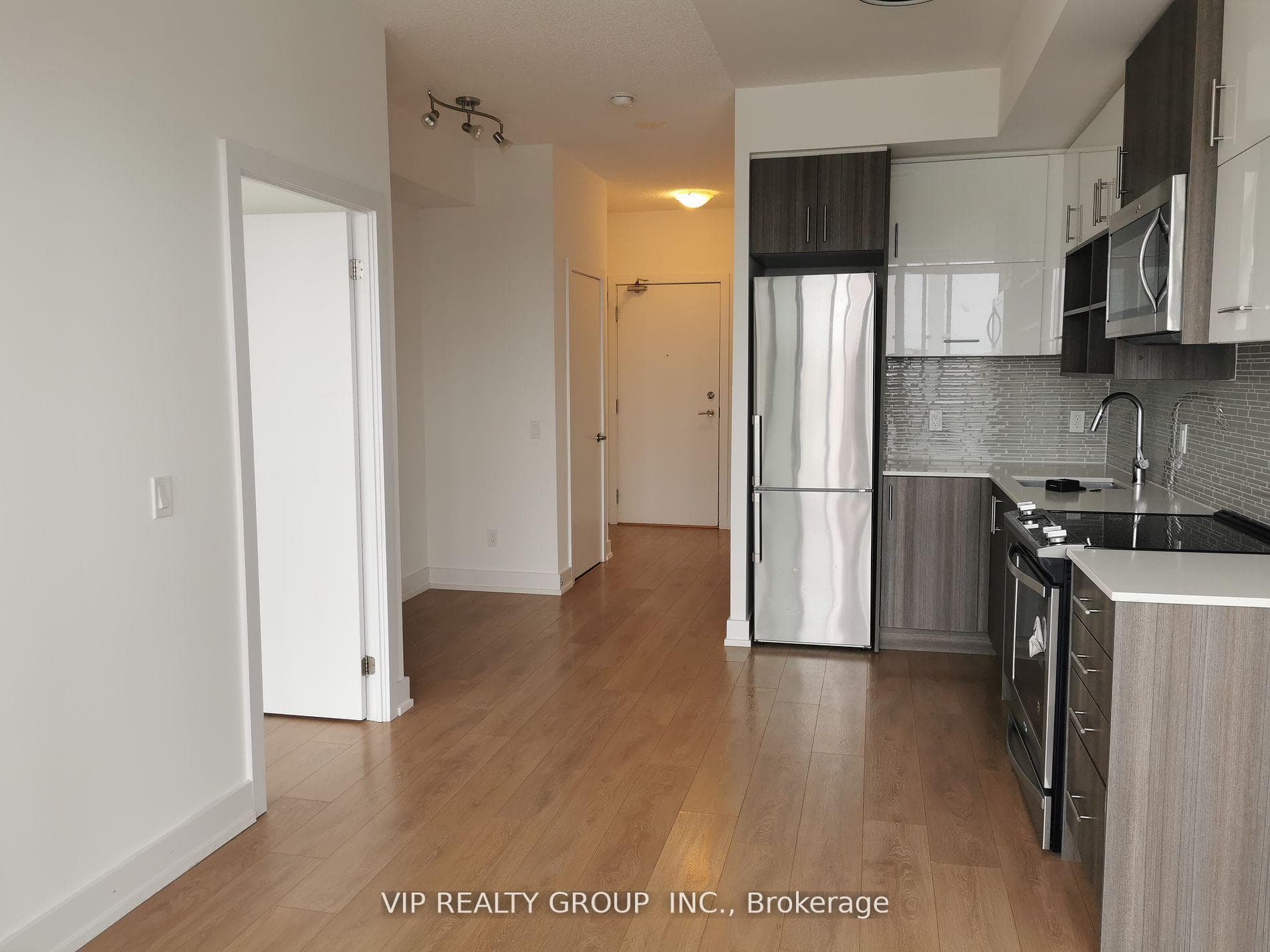 150 Fairview Mall Drive Unit 1101 photo 10