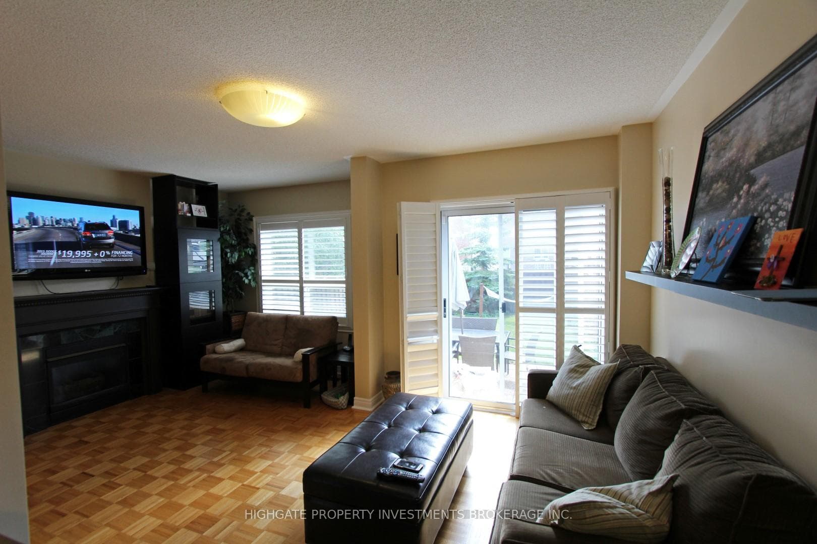 17 Carriage House Road photo 5