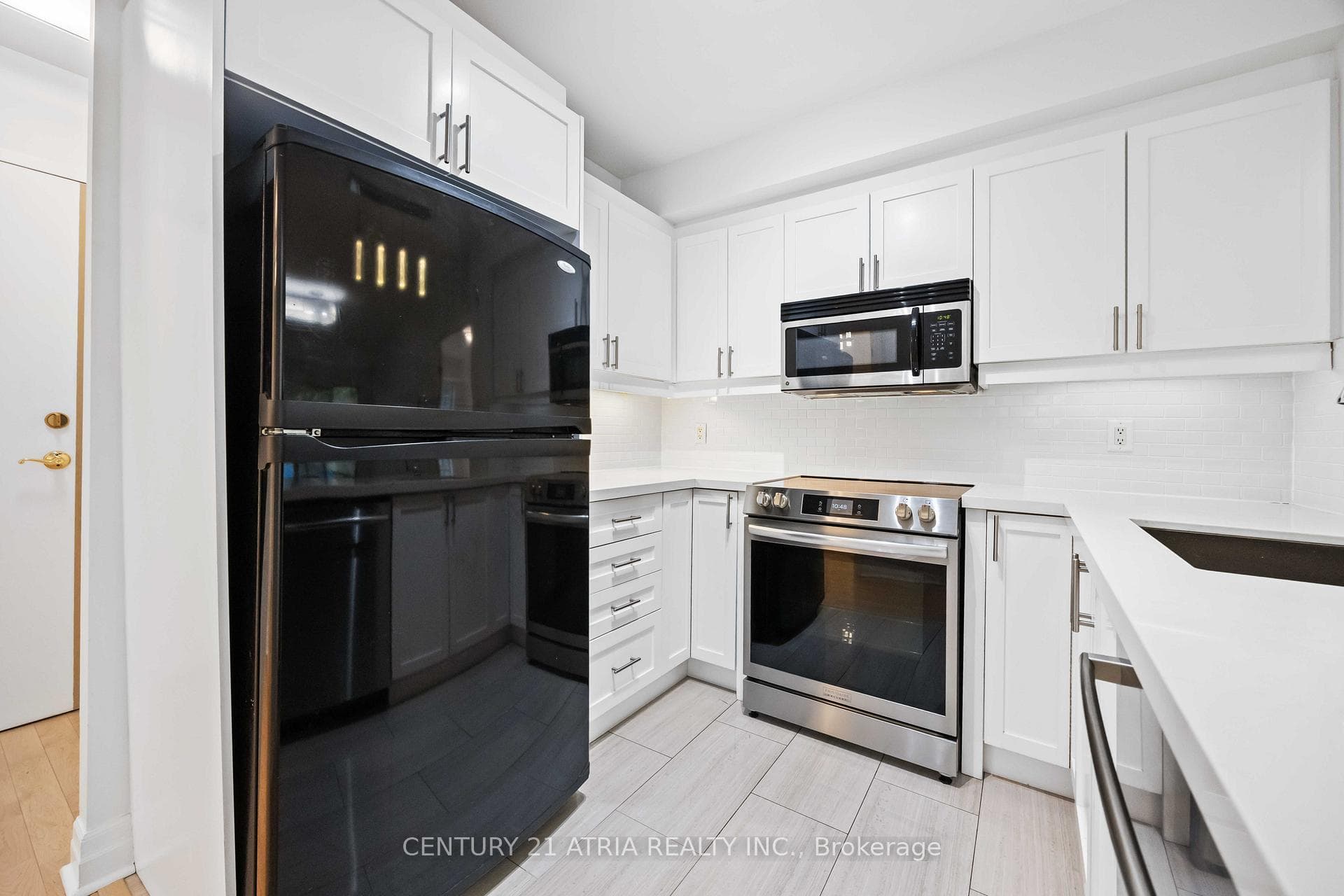 1801 Bayview Avenue Unit 107 photo 14