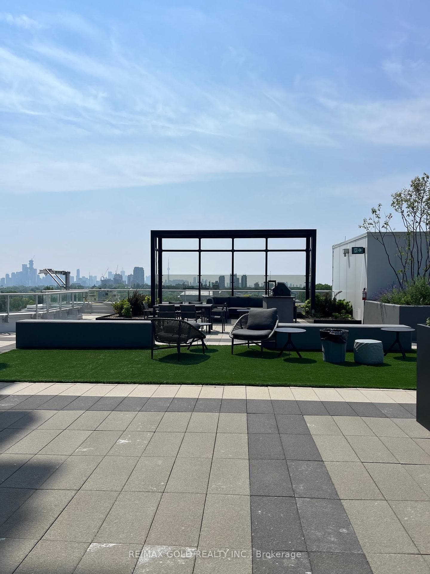 2020 Bathurst Street Unit 216 photo 39