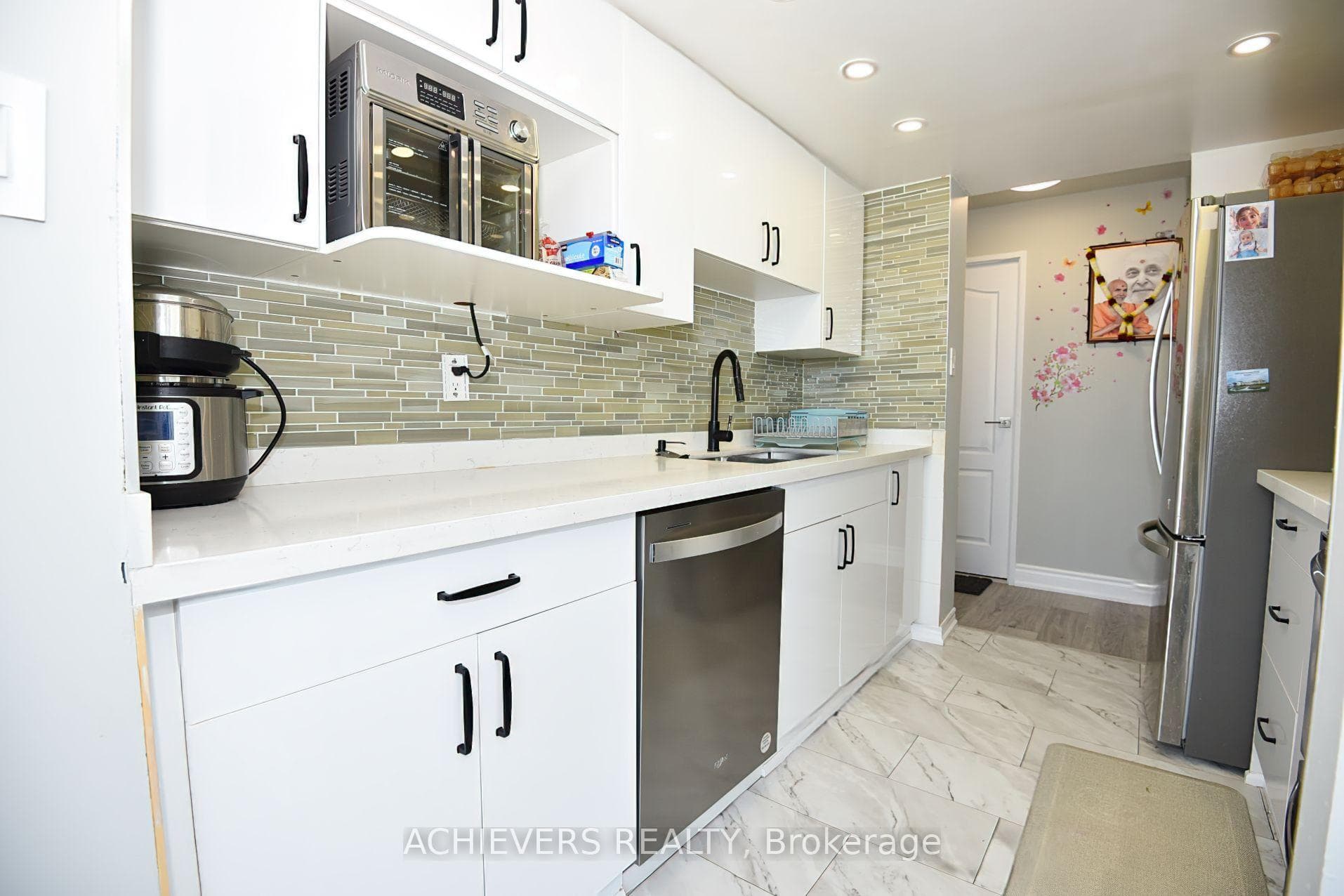 1 Rowntree Road Unit 914 photo 14