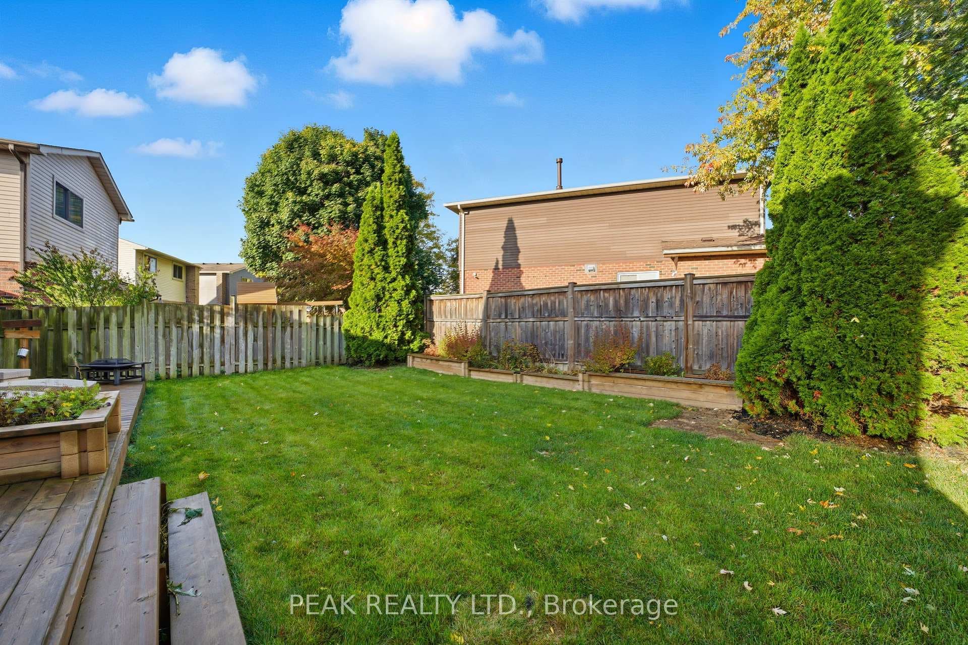 23 Vance Crescent photo 31