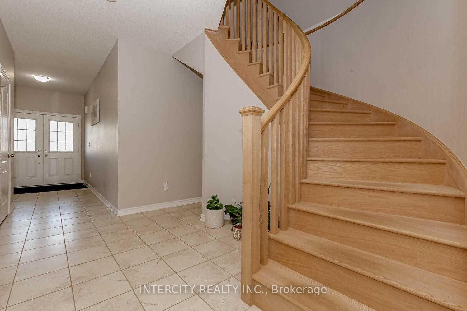 94 Ryan Street photo 11