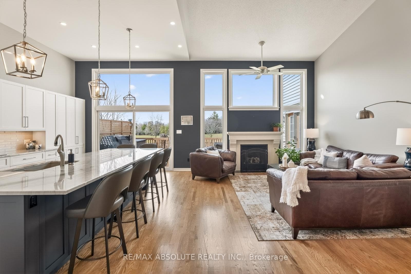 72 Riverstone Drive photo 9