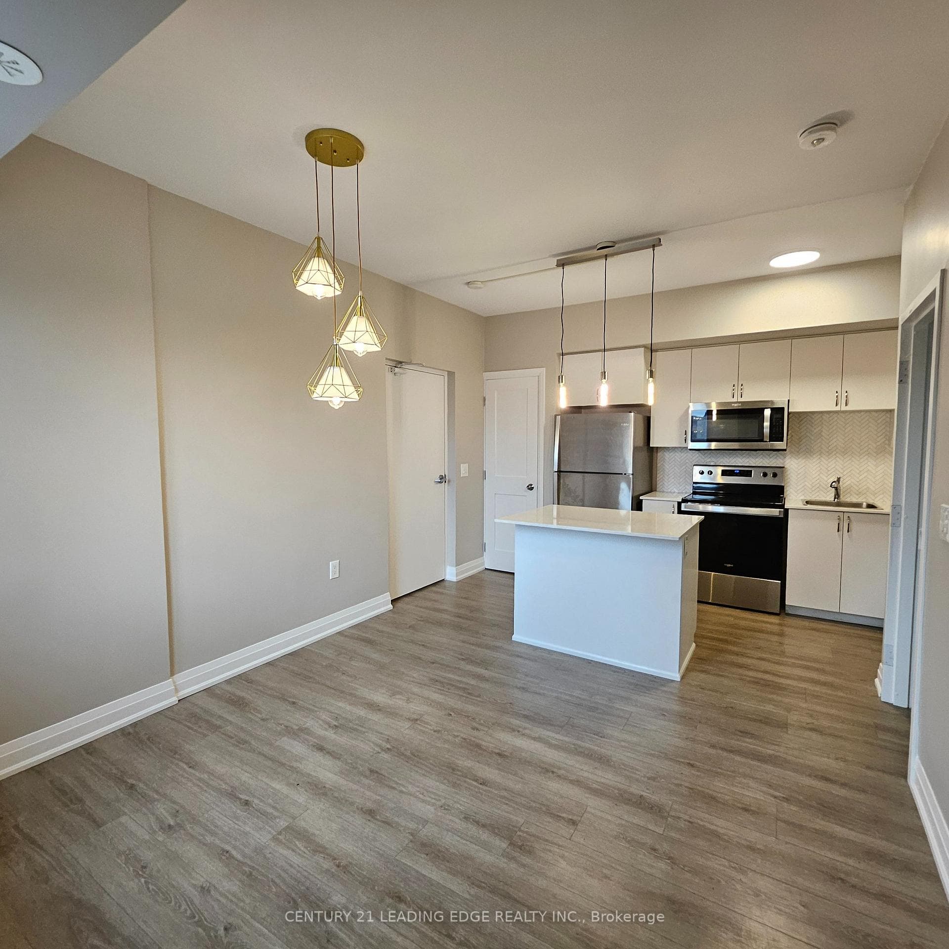 18 Coles Avenue Unit 603 photo 10