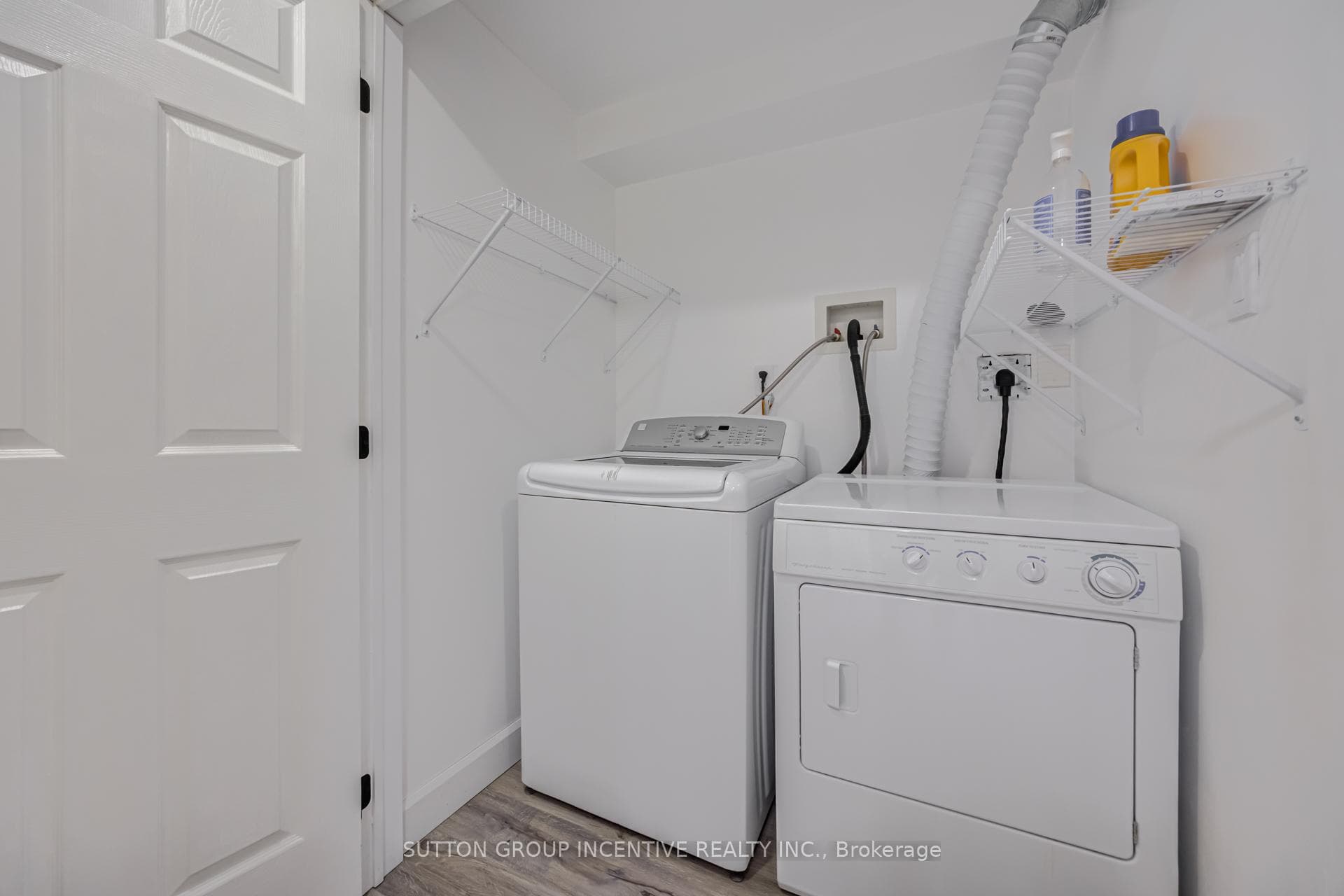 46 Viking Drive photo 35
