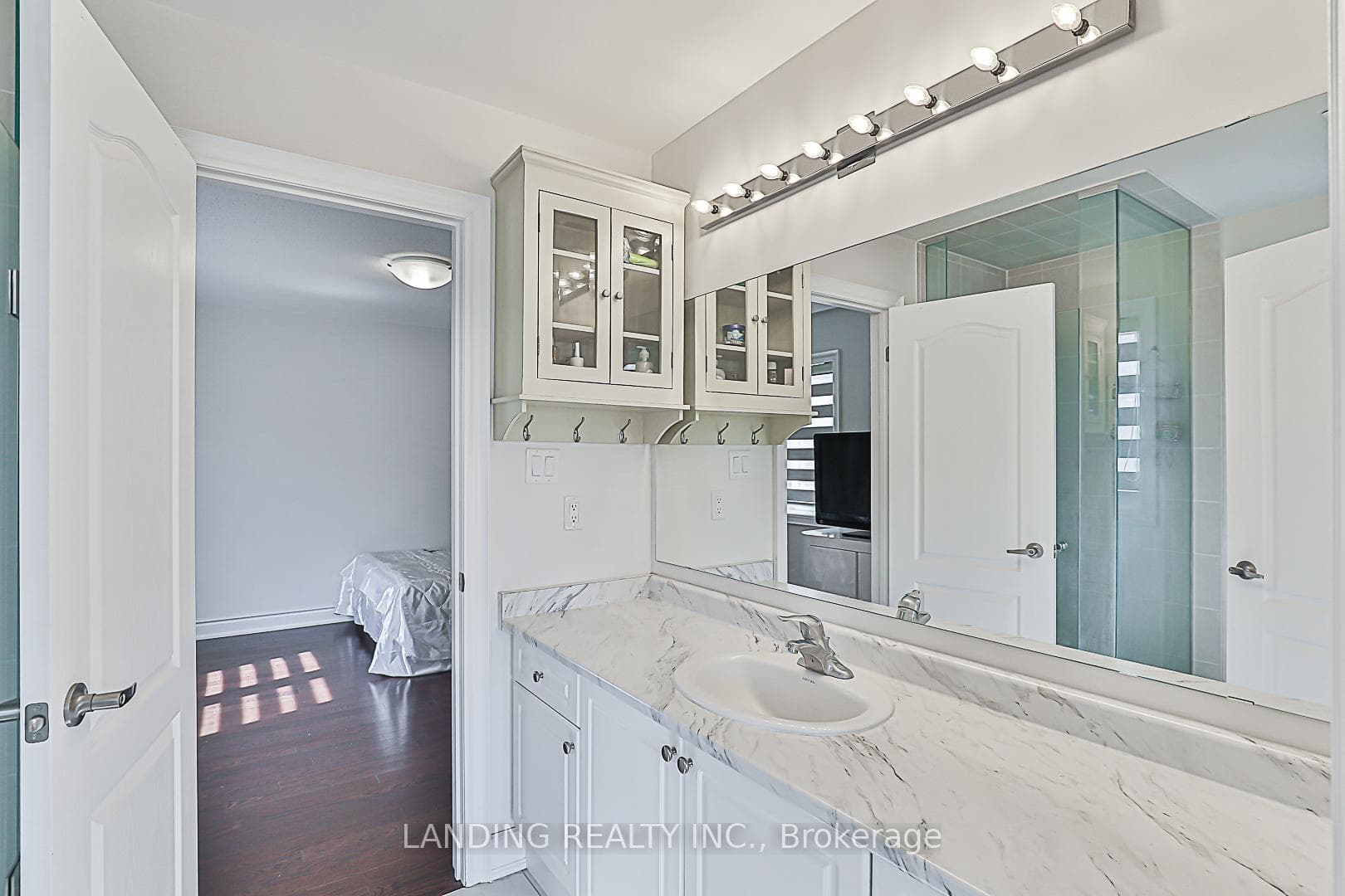 38 Ben Sinclair Avenue photo 33
