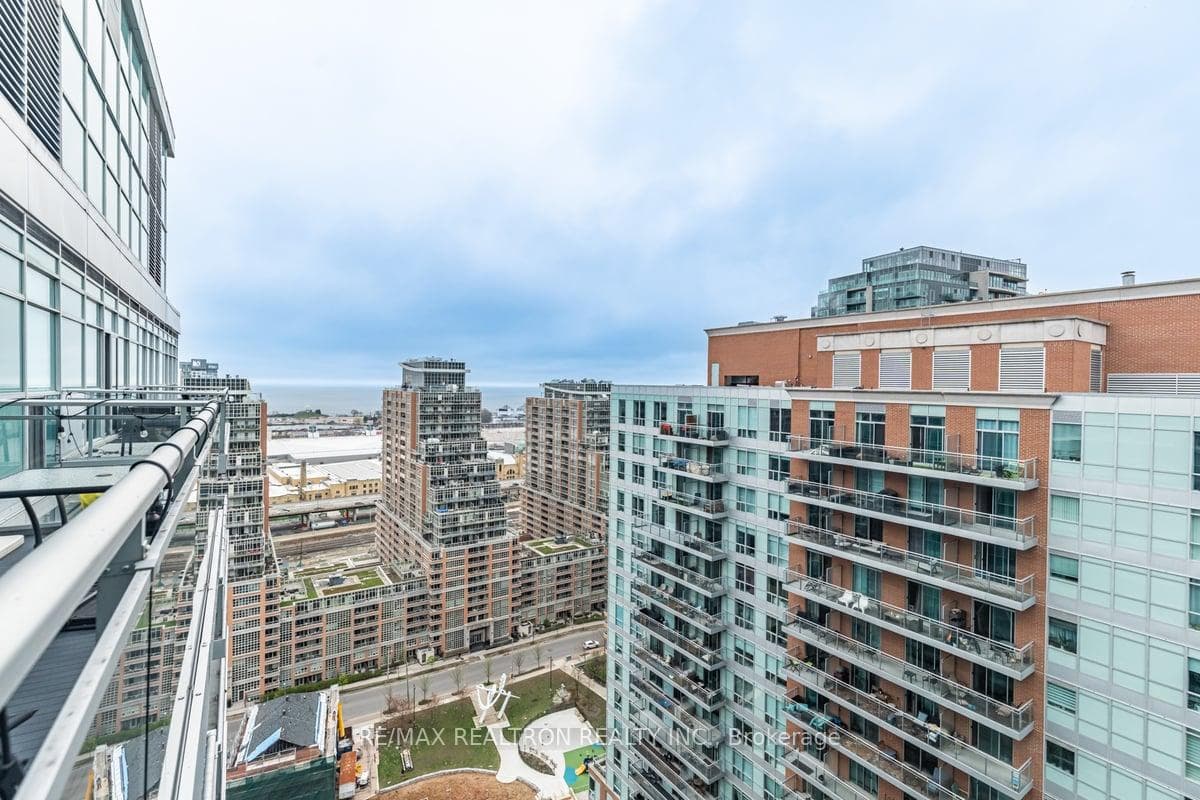 80 Western Battery Road Unit 2502 photo 20