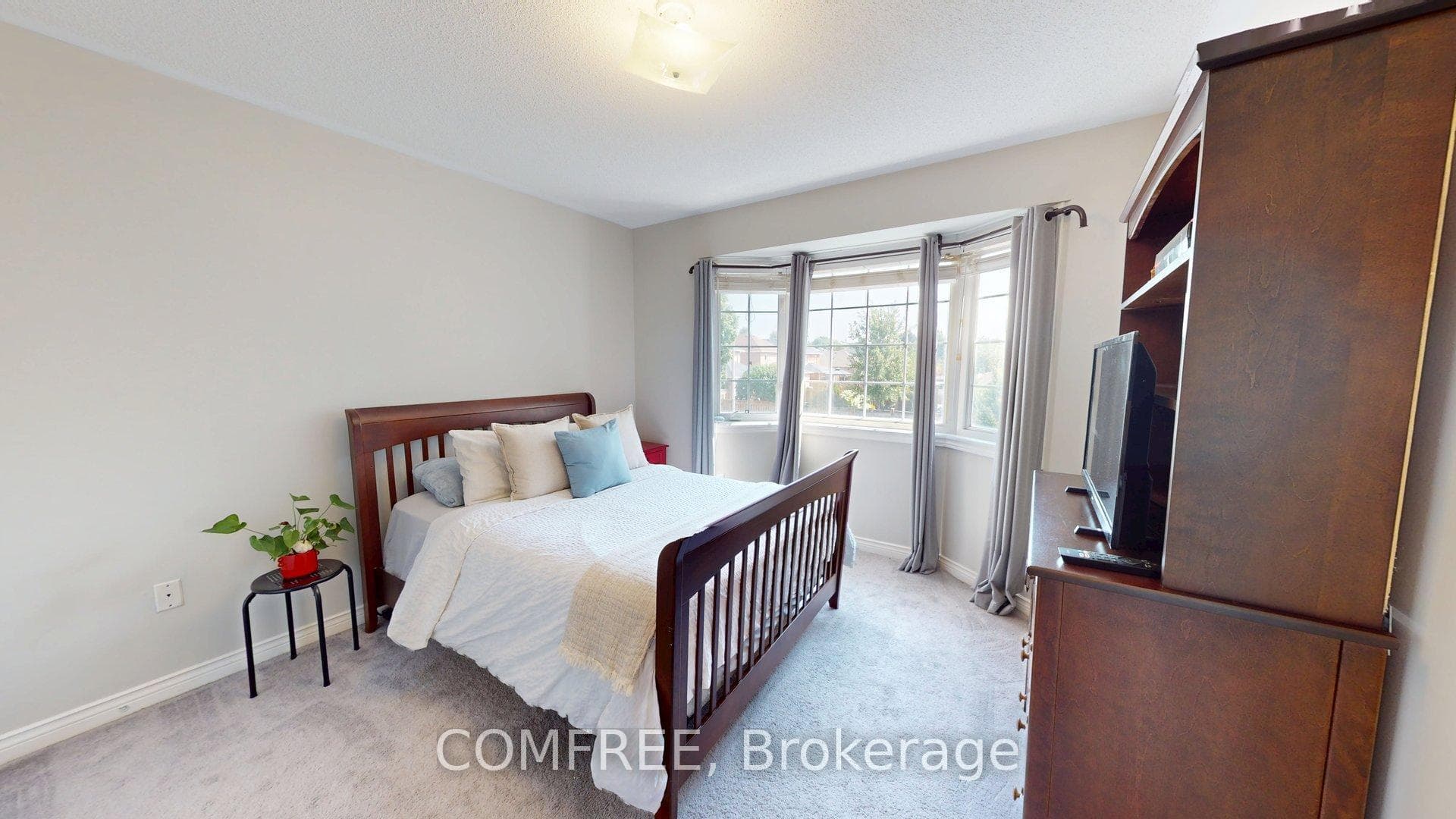 27 Markwood Crescent photo 31