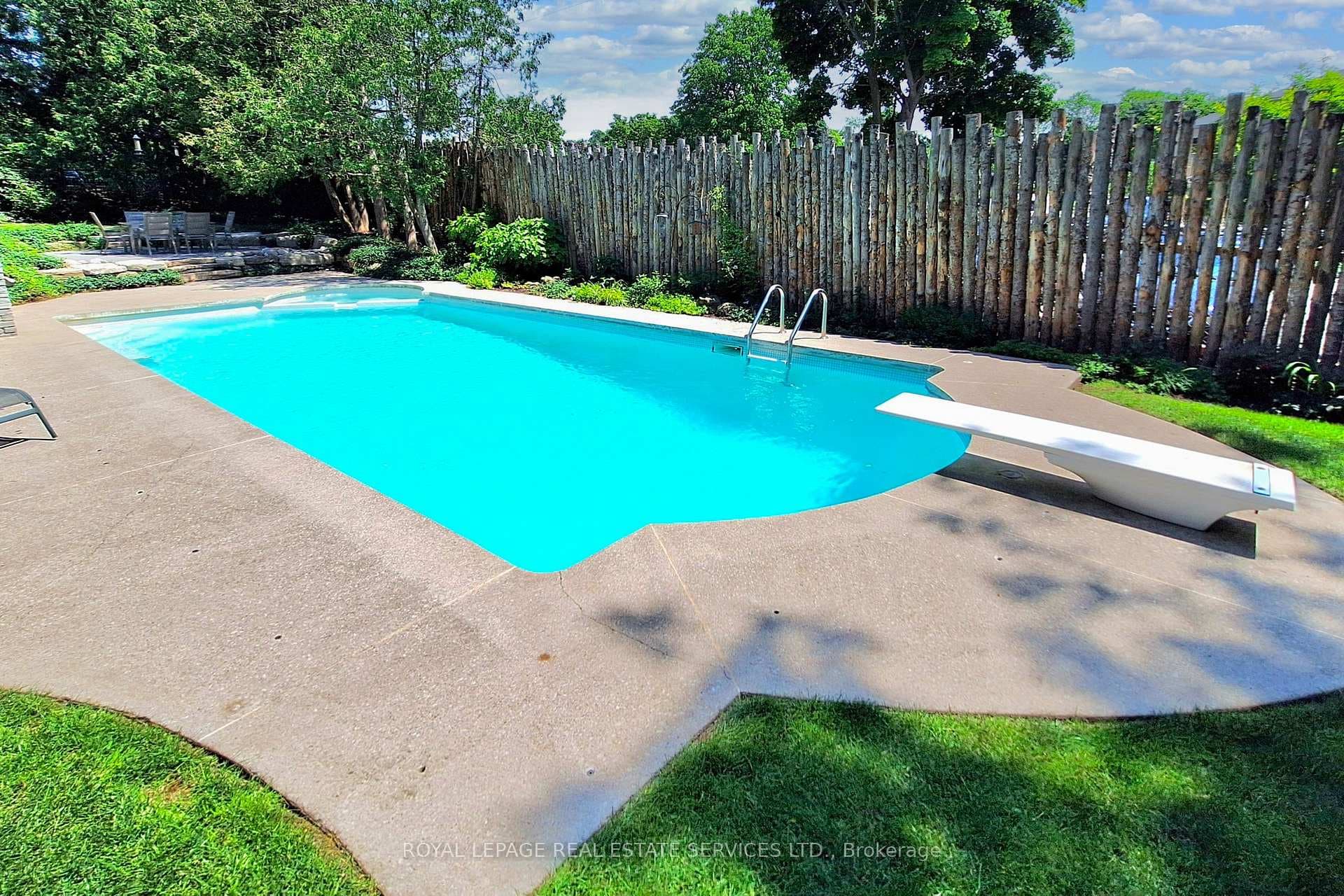 36 Weeping Willow Lane photo 37