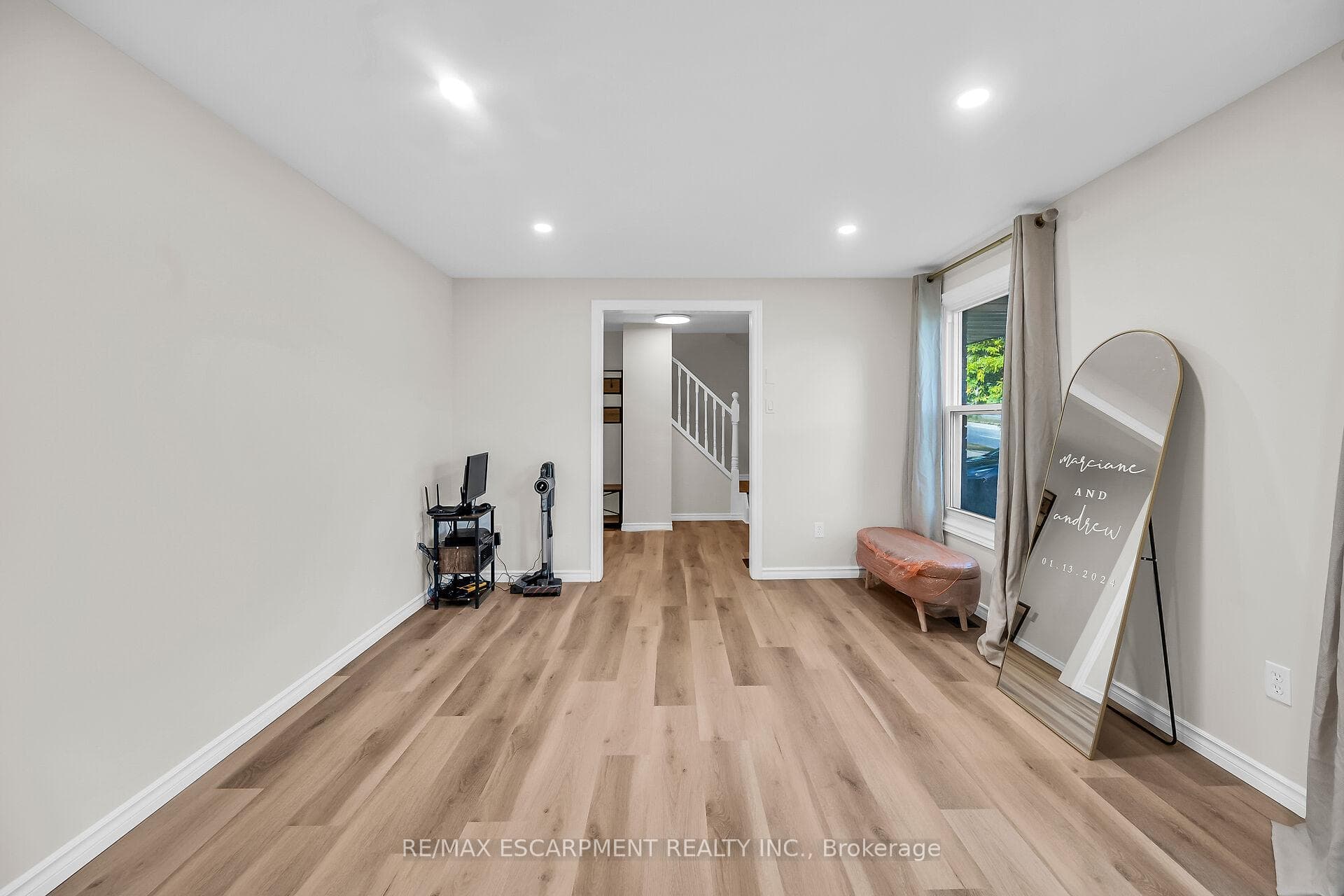 494 Kortright Road photo 10