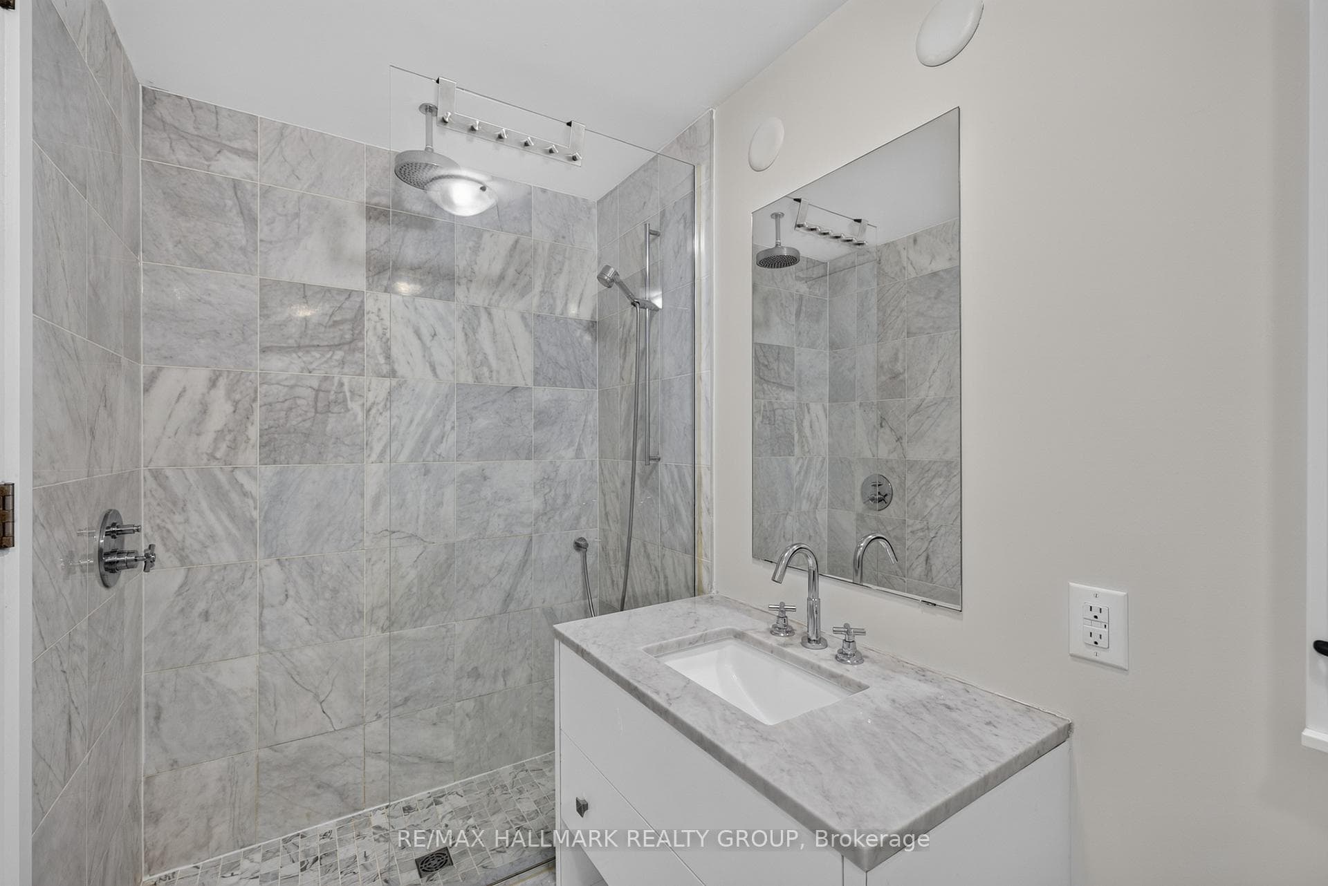 201 Parkdale Avenue Unit 1001 photo 19
