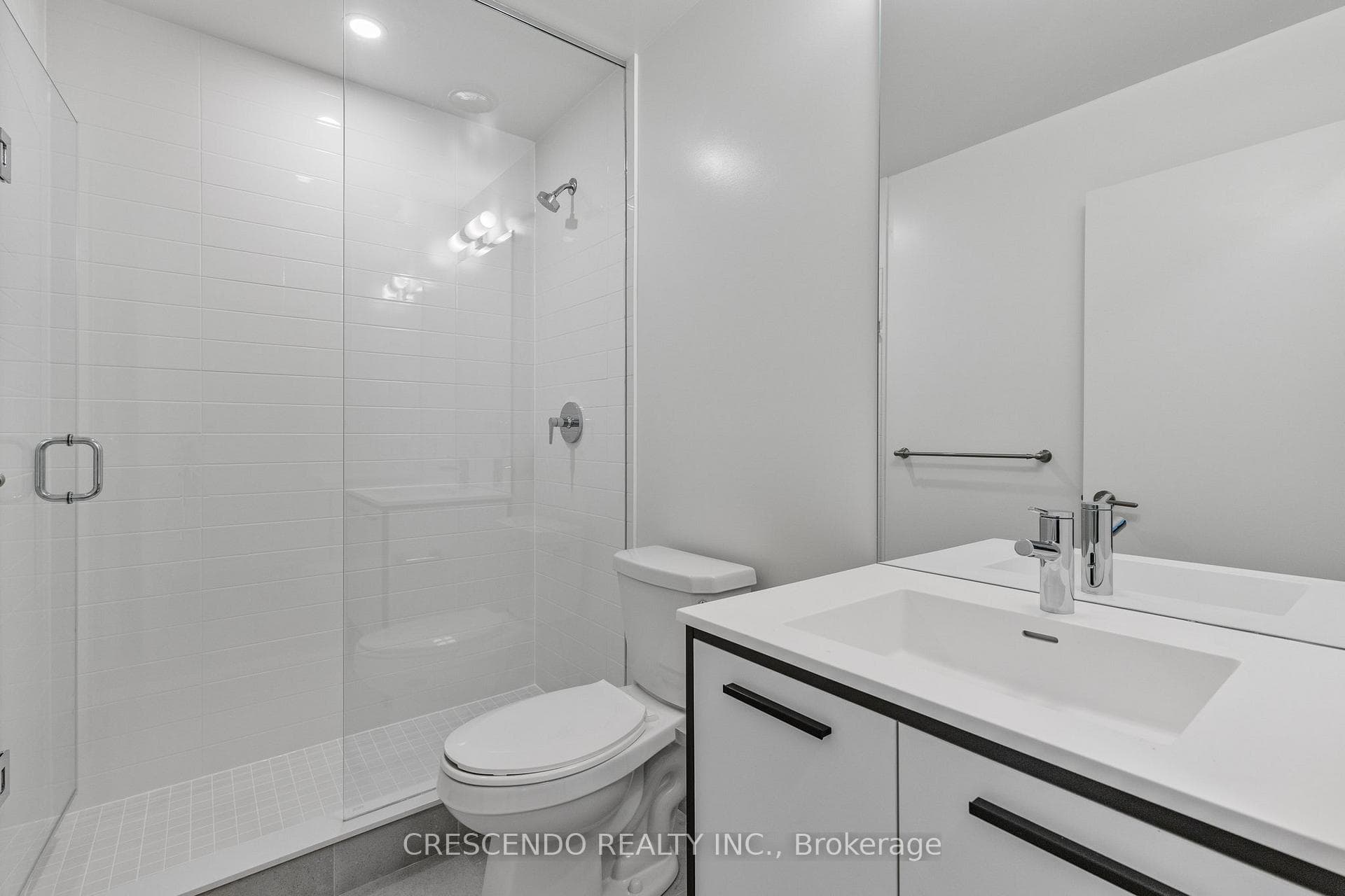 185 Deerfield Road Unit 409 photo 34