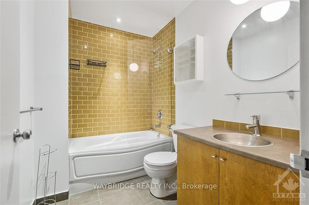 179 GEORGE Street Unit 1605 photo 11