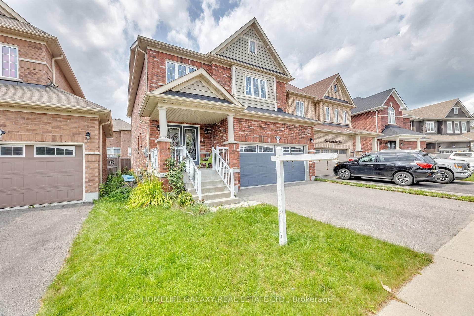 2560 Standardbred Drive photo 1