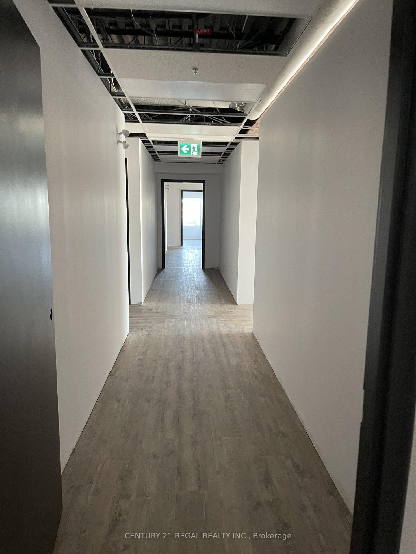 1550 Birchmount Road Unit 204 photo 8