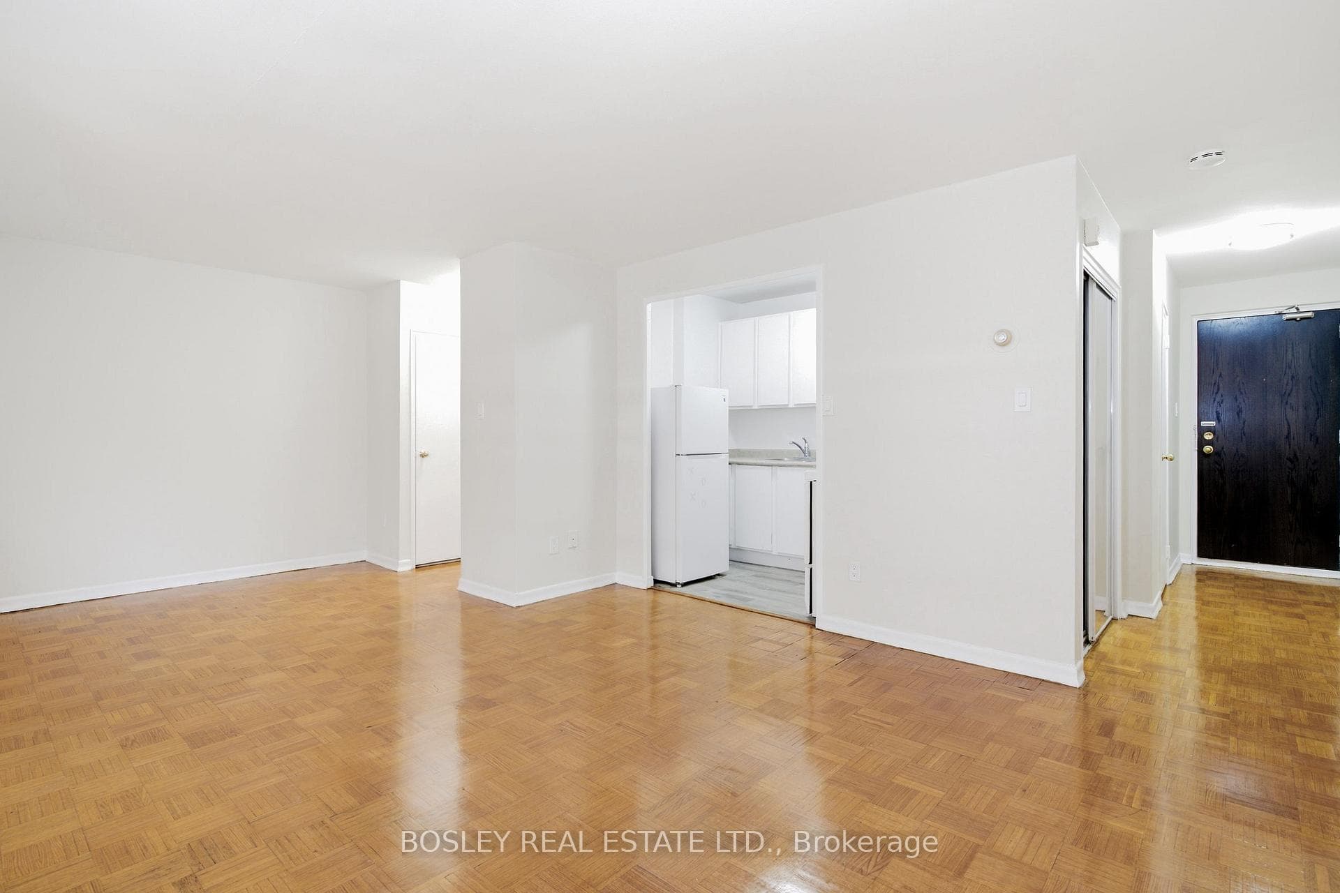 85 Lawton Boulevard Unit 404 photo 5