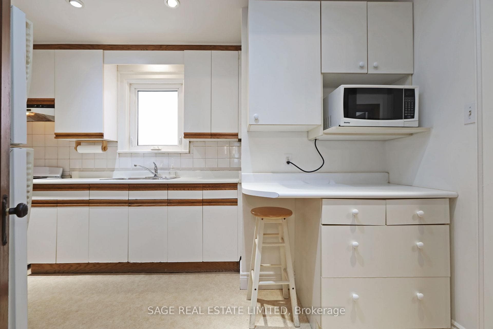 61 Banff Road photo 10
