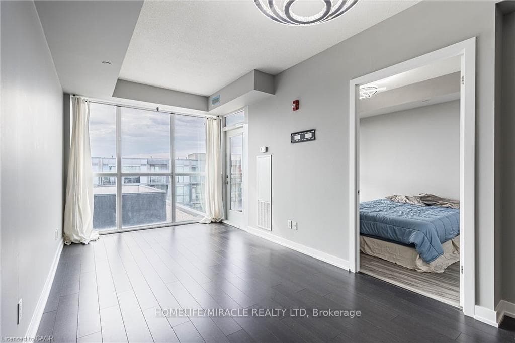 5240 Dundas Street Unit B414 photo 17