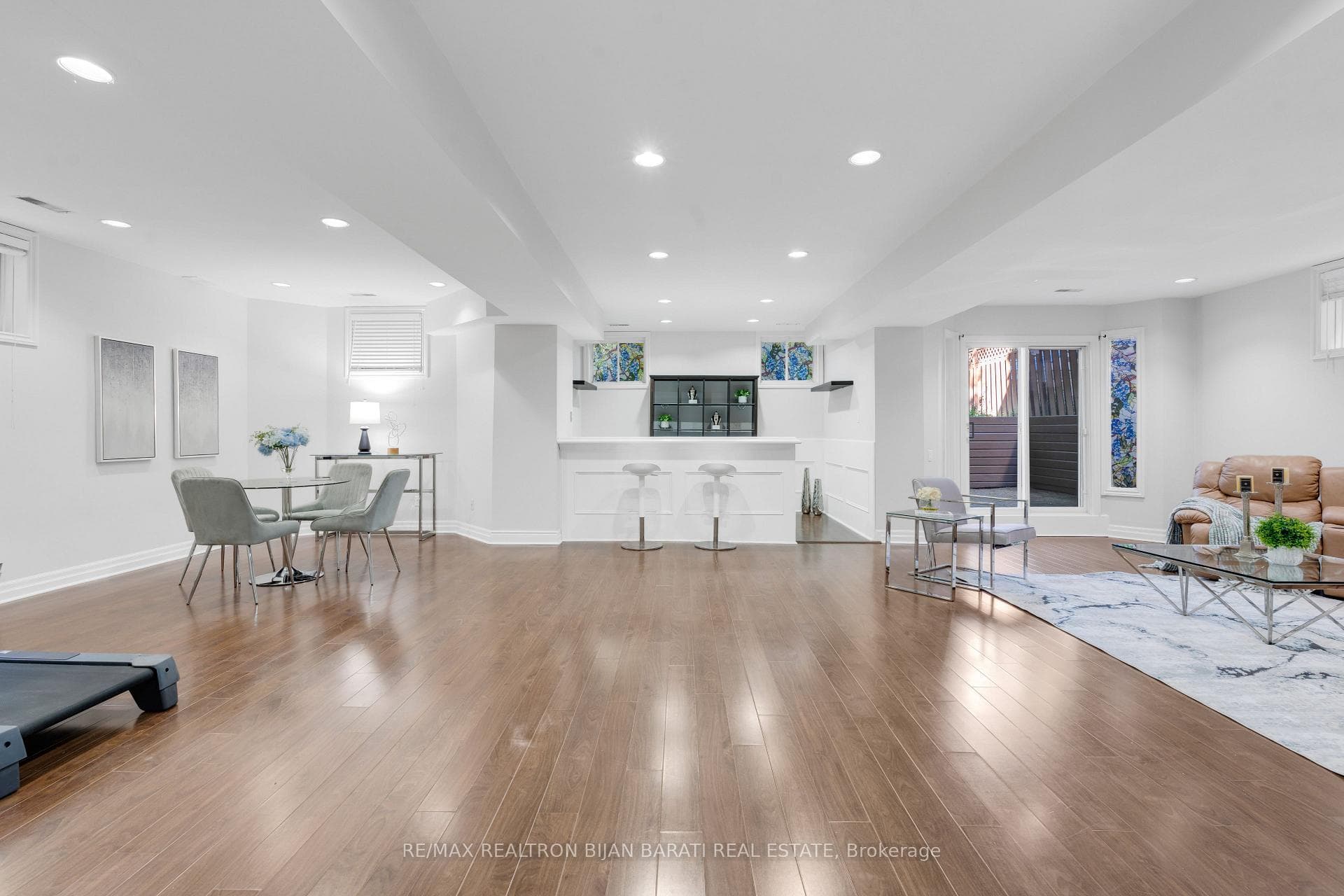 384 Hillcrest Avenue photo 39