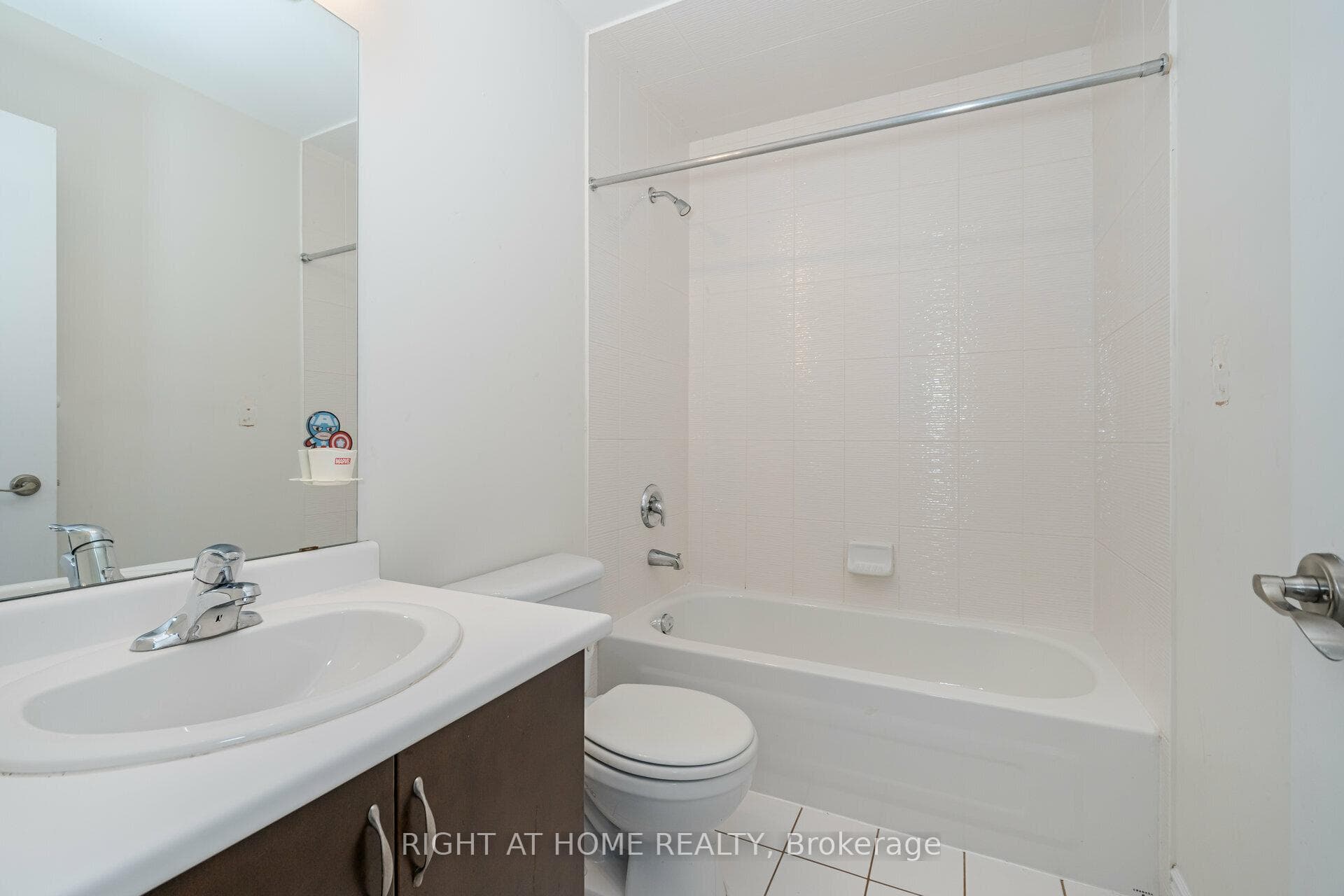 7160 Triumph Lane photo 26